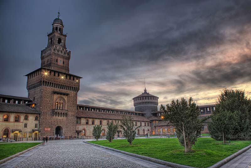 آشنایی با قلعه اسفورزسکو میلان ایتالیا