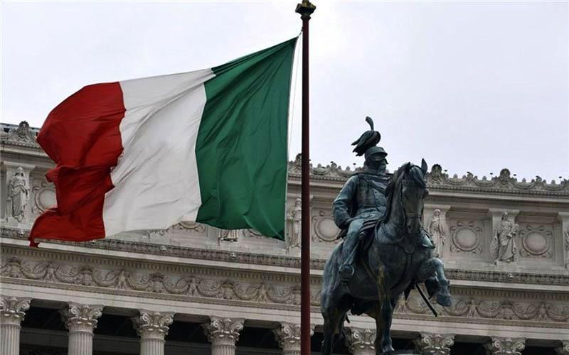 ایتالیا در منطقه یورو باقی خواهد ماند