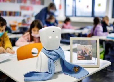 یک ربات به جای دانش آموز به مدرسه می رود!