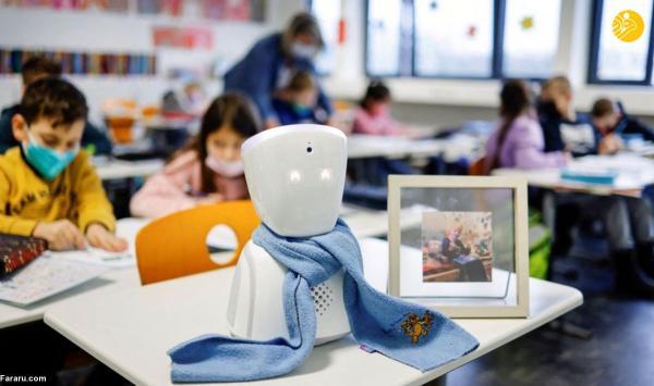 یک ربات به جای دانش آموز به مدرسه می رود!