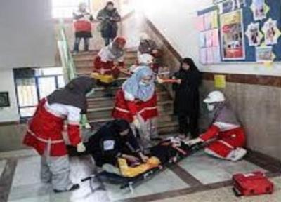 نواخته شدن زنگ زلزله در مدارس ایرانشهر